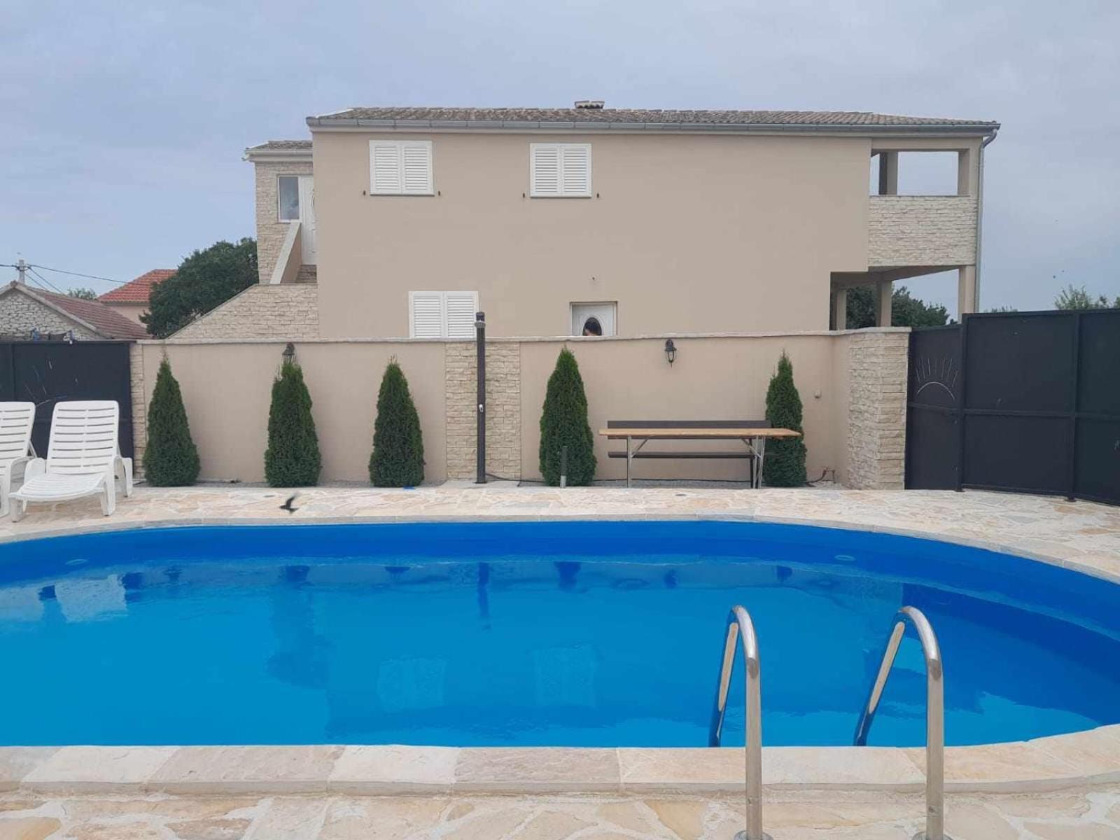Apartman Zdravka Policnik Dış mekan fotoğraf